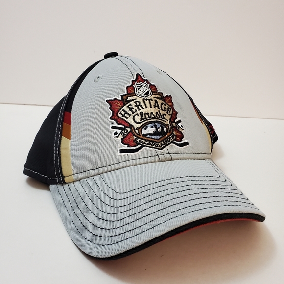 NHL Heritage Classic hat - Calgary Flames vs Montreal Canadians - Picture 1 of 7